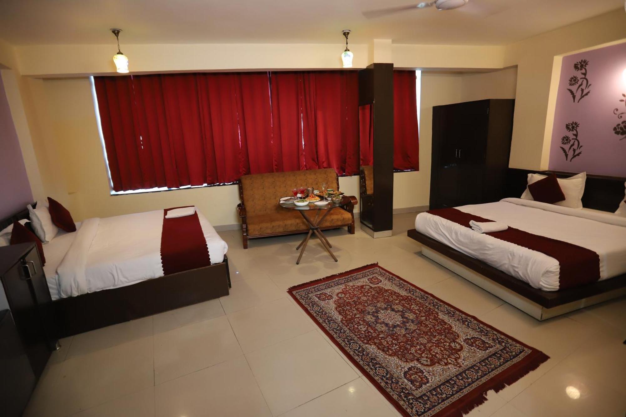 Airport Hotel Port View Нью-Дели Экстерьер фото