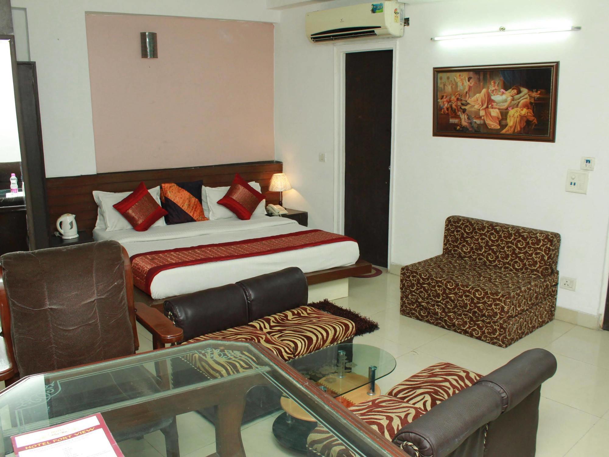 Airport Hotel Port View Нью-Дели Экстерьер фото